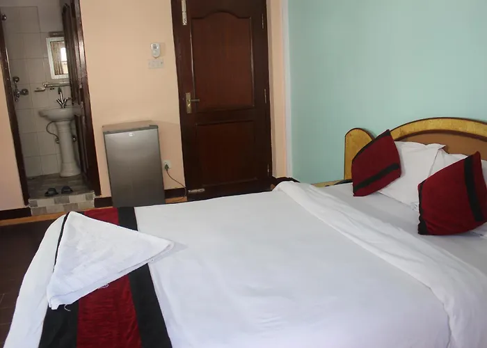 Happy Or Mudkhu Durbar Hotel