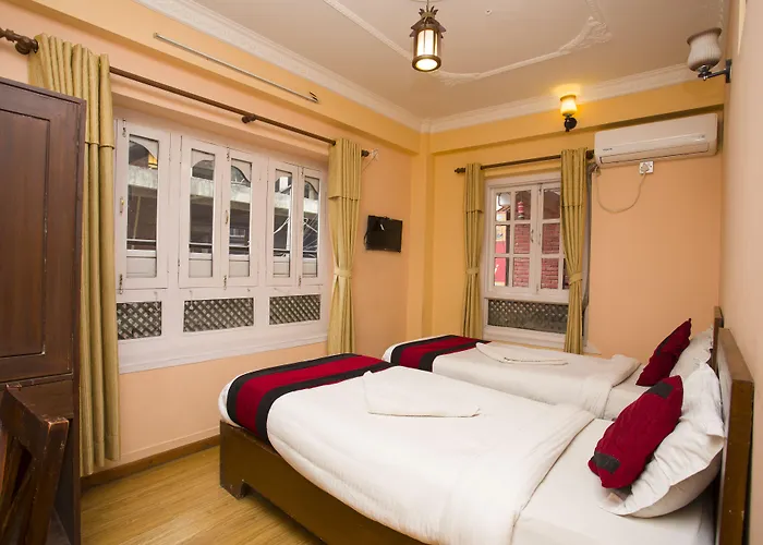 Happy Or Mudkhu Durbar 3*