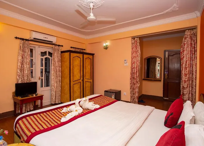 Happy Or Mudkhu Durbar Hotel 3*