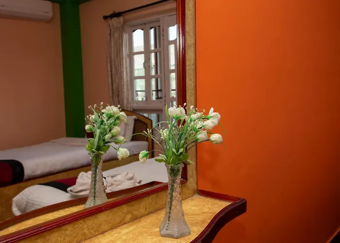 Hotel Happy Or Mudkhu Durbar Katmandú